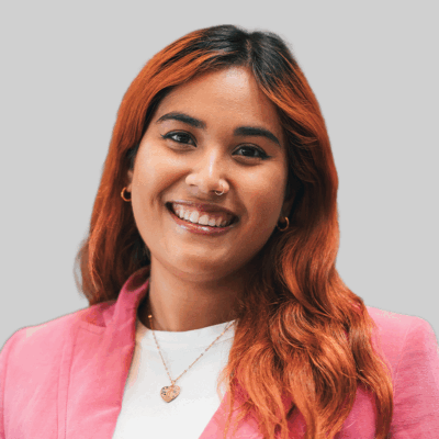 Headshot - Samantha Searle - Communications Assistant